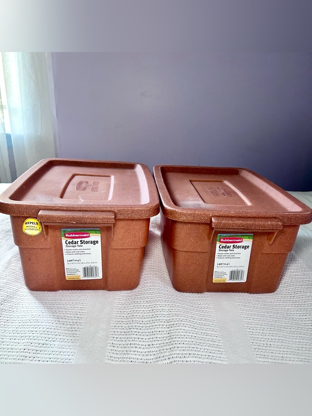 Rubbermaid Roughneck Cedar Storage Tote 3-Gallon